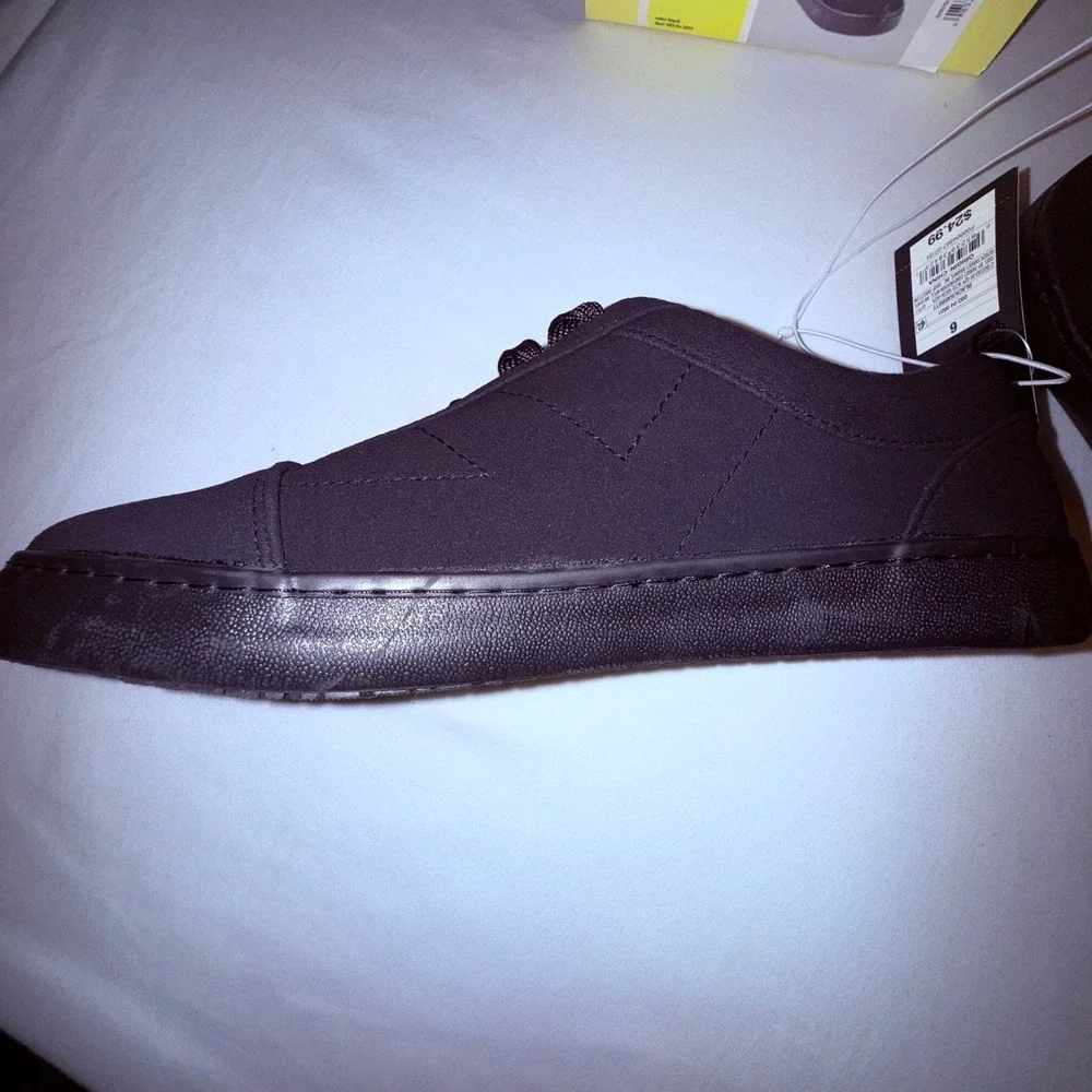 Art Class Garrett Sneakers Kids Size 6 Black New NWT‎ Low Top Casual Shoes